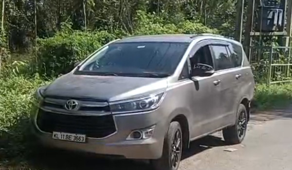 വ്യവസായിയെയും ഡ്രൈവറെയും മര്‍ദ്ദിച്ച വാഹനം തട്ടിയെടുത്ത സംഭവത്തില്‍ അന്വേഷണം ഇതരജില്ലകളിലേക്കും