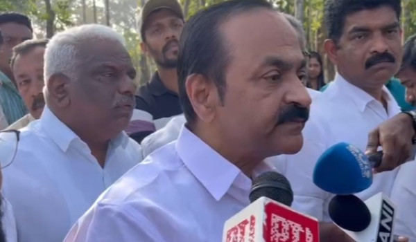 പുനരധിവാസത്തിനായി രണ്ടാമത്തെ ഭൂമിയും കോൺഗ്രസ് കണ്ടെത്തിയെന്ന് പ്രതിപക്ഷനേതാവ് വി ഡി സതീശൻ