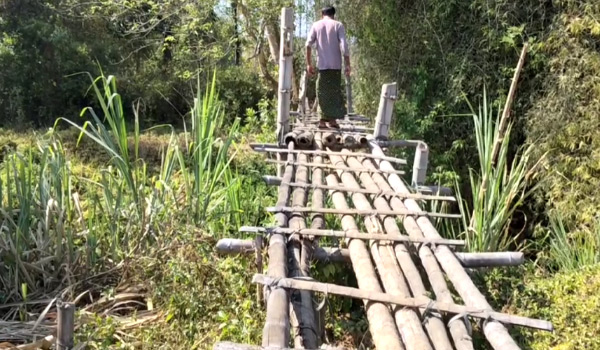 മുളപ്പാലം മാറ്റി കോണ്‍ക്രീറ്റ് പാലം നിര്‍മിക്കണമെന്ന് ആവശ്യം