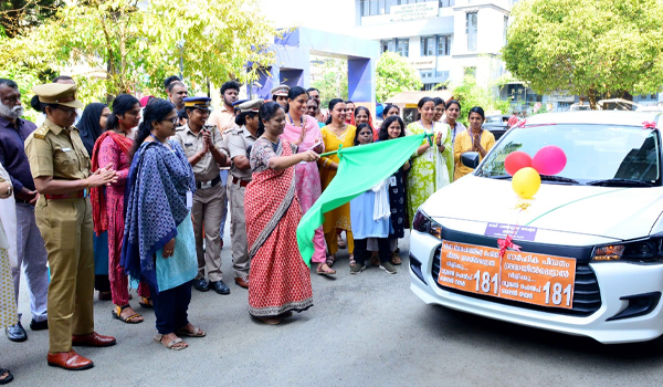 ജില്ലയിൽ സഖി വൺ സ്റ്റോപ്പ്‌ സെന്റർ വാഹനം ഫ്ലാഗ് ഓഫ്‌ ചെയ്തു