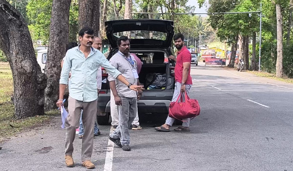 നിയമസഭ തെരഞ്ഞെടുപ്പ്:  സംസ്ഥാന അതിര്‍ത്തിയില്‍ പരിശോധനകള്‍ കര്‍ശനമാക്കി പൊലിസും ഇലക്ഷന്‍ സെപ്ഷ്യല്‍സ്‌ക്വാഡും