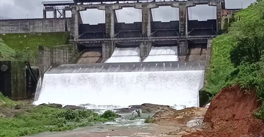 ബാണാസുര സാഗര്‍ ഡാമിന്റെ ഷട്ടറുകള്‍ വീണ്ടും താഴ്ത്തി.